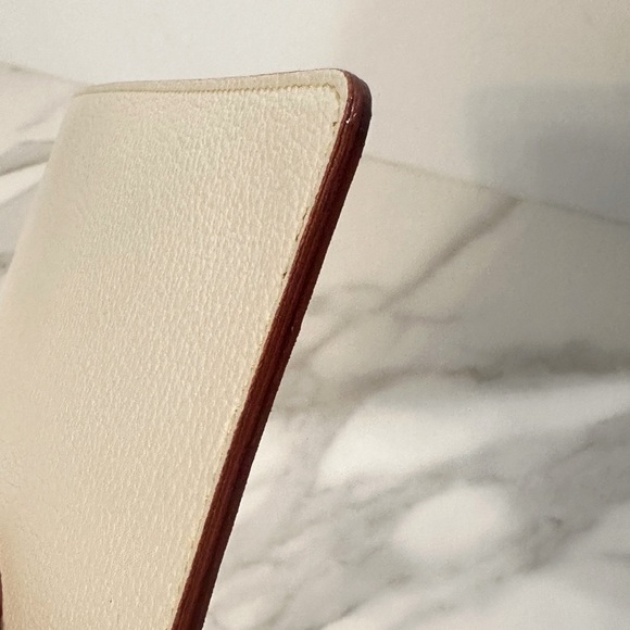 Louis Vuitton Suhali Accessory Pouch - Picture 4 of 7